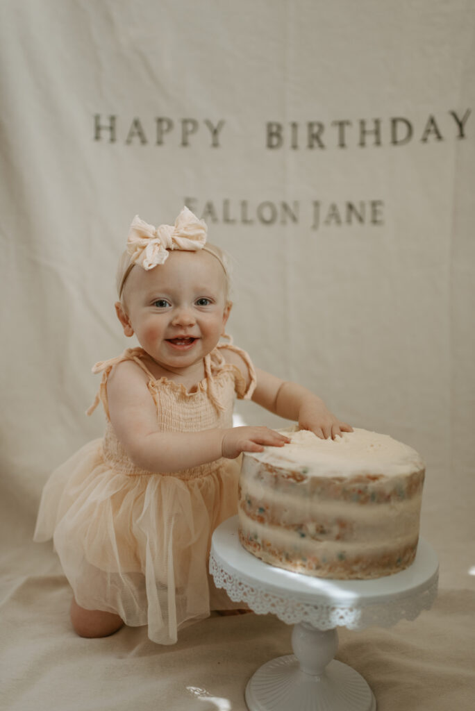 Fallon cake smash photoshoot