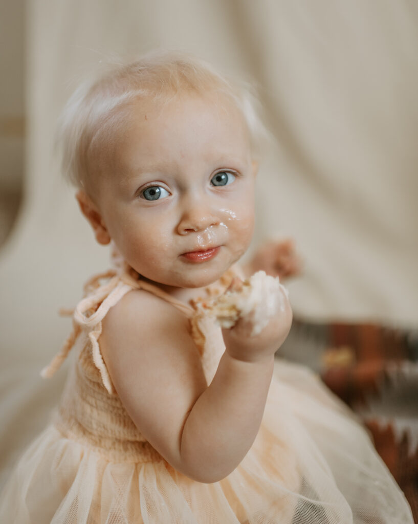 Cake smash baby girl pink tutu