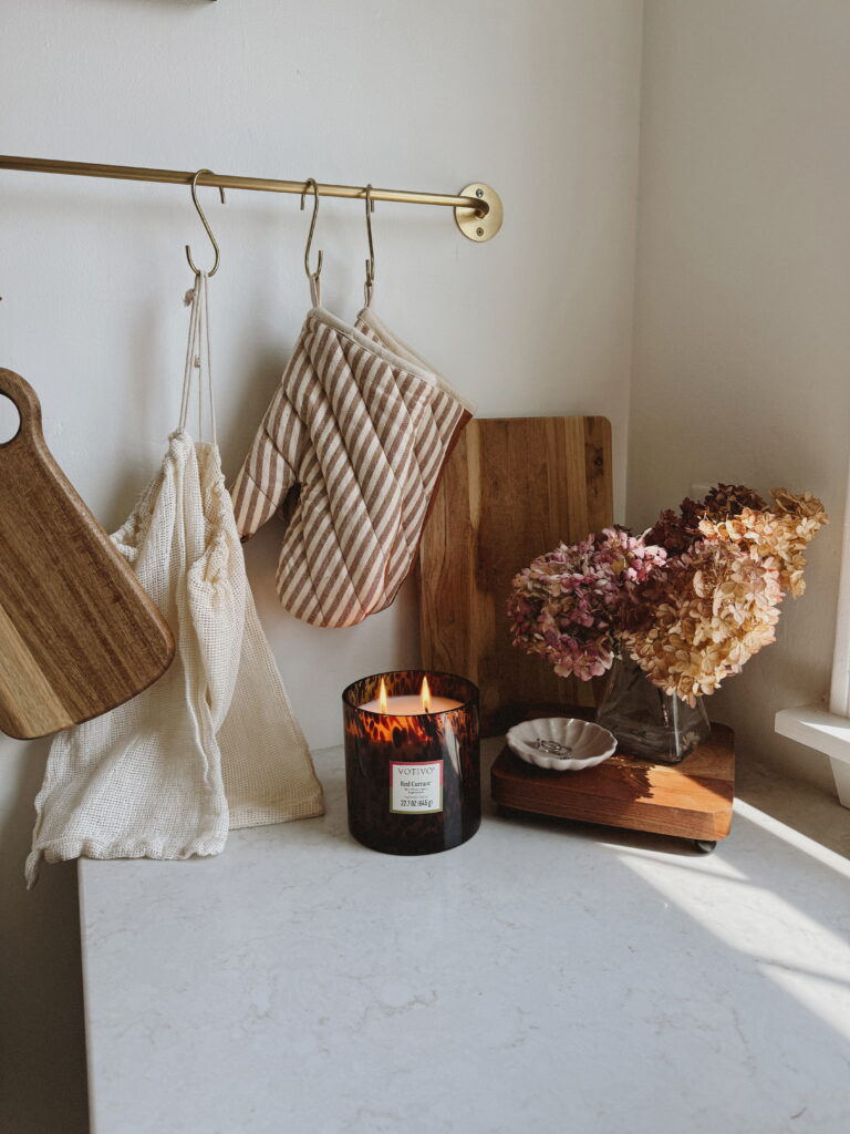 aesthetic photo of kitchen items