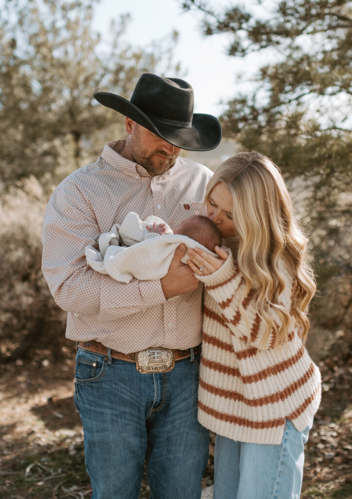 winter family photo outside
